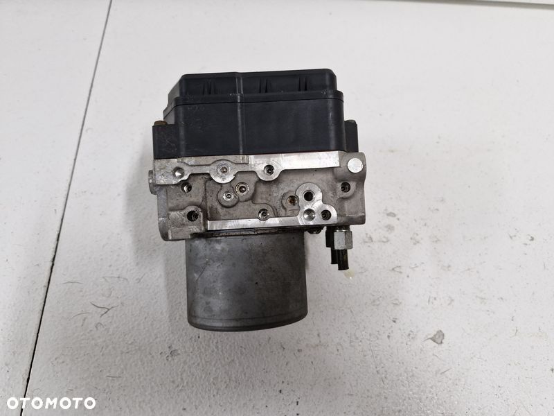 infiniti m30 q70 pompa abs hamulcowa hamulca 476601mr0a - 2