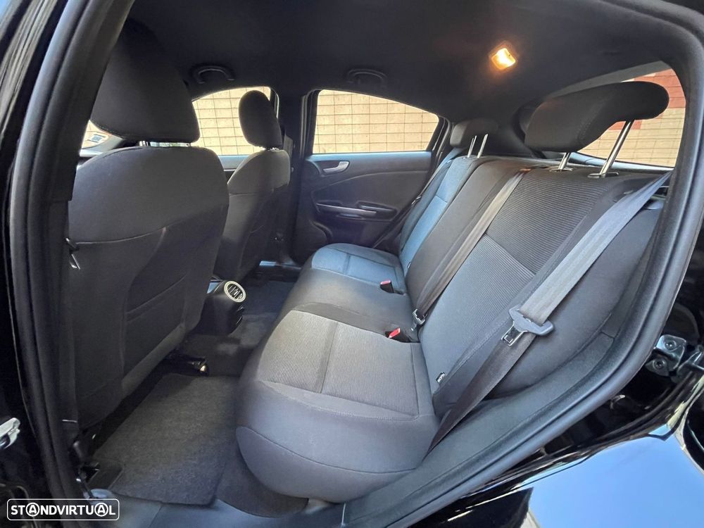 Alfa Romeo Giulietta 1.6 JTDm Veloce - 9