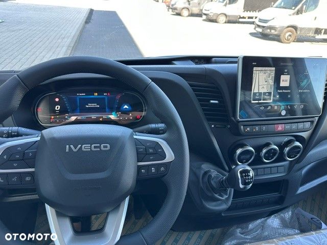 Iveco 35S18HV - 4