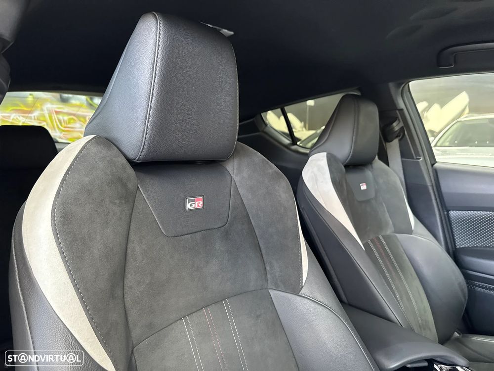 Toyota C-HR 2.0 Hybrid GR Sport - 17