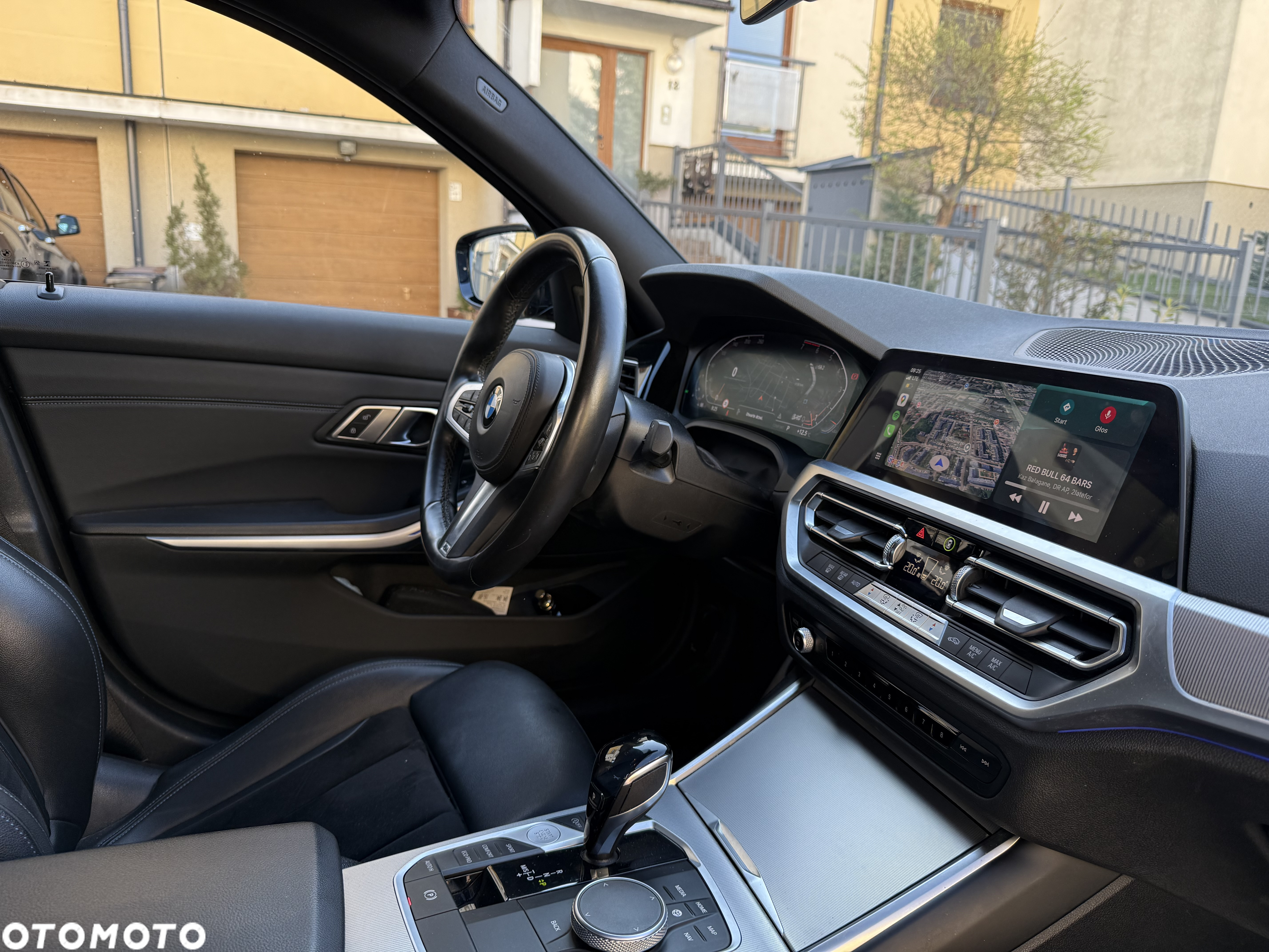 BMW Seria 3 318i M Sport - 11
