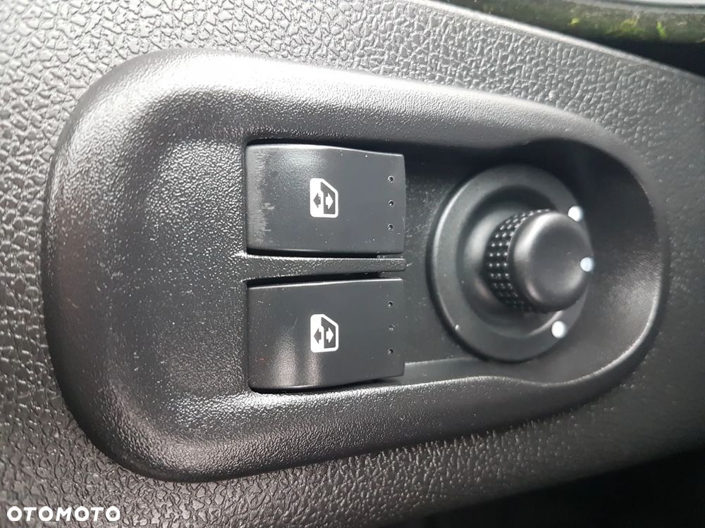 Renault MASTER CHŁODNIA AGREGAT 6EP IZOTERMA 3,33x2,11x2,00 KLIMA DMC 3500 KG MANUAL KRAJOWY - 9