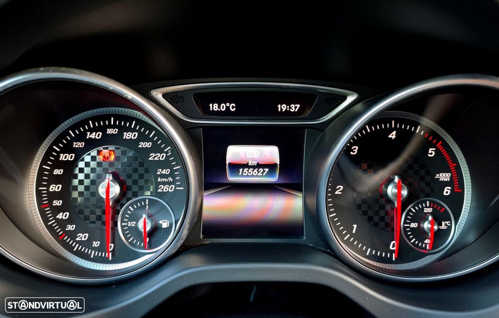 Mercedes-Benz A 180 d AMG Line - 27