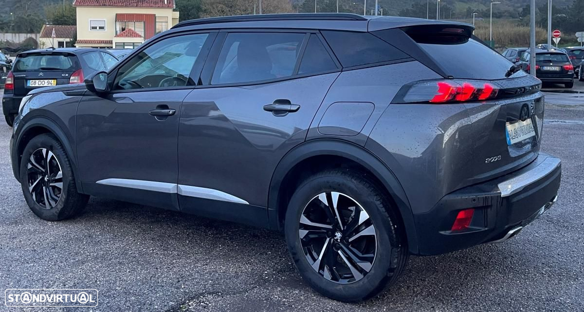 Peugeot 2008 1.2 PureTech Allure Pack EAT8 - 4