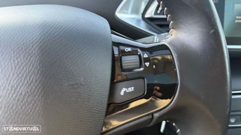 Peugeot 308 SW 1.6 BlueHDi Allure - 36