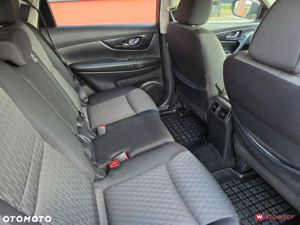 Nissan X-Trail 1.6 DIG-T N-Connecta 2WD 7os - 19