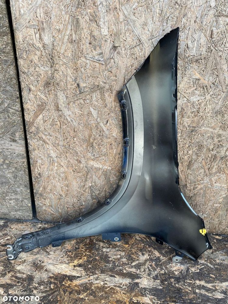 Mercedes GLA 247 EQA błotnik prawy przedni - 4