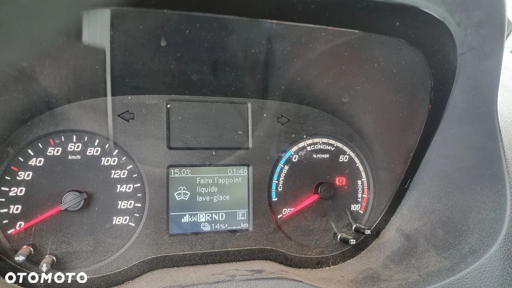 Mercedes-Benz Sprinter - 16