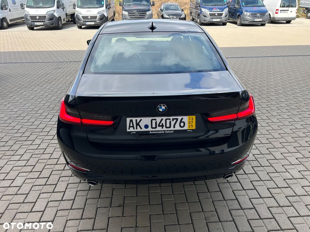BMW Seria 3 320d MHEV Luxury Line - 12