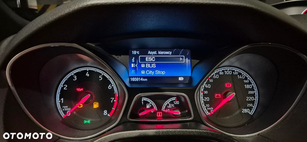 Ford Focus 2.0 EcoBoost ST - 28
