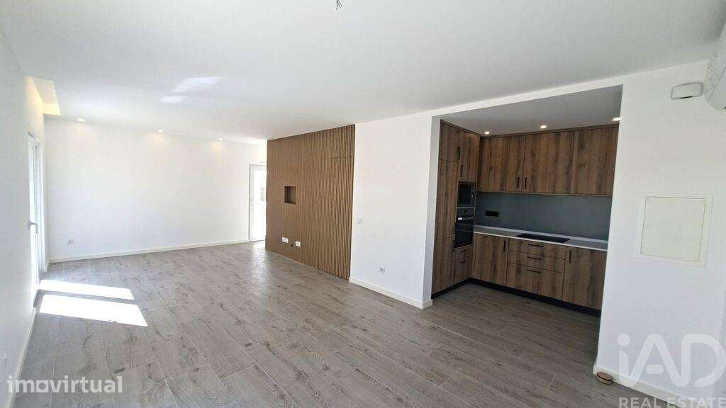 Casa / Villa T2 em Atouguia da Baleia de 100 m2 - Grande imagem: 2/24