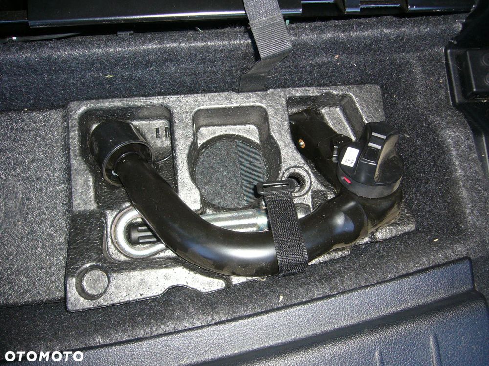 BMW Seria 2 218d GT xDrive - 32