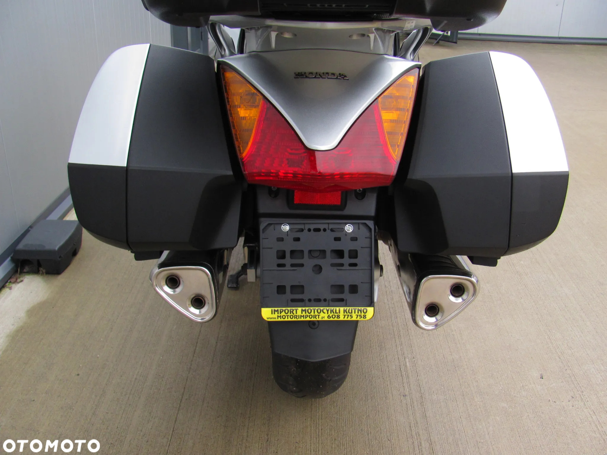 Honda ST - 29
