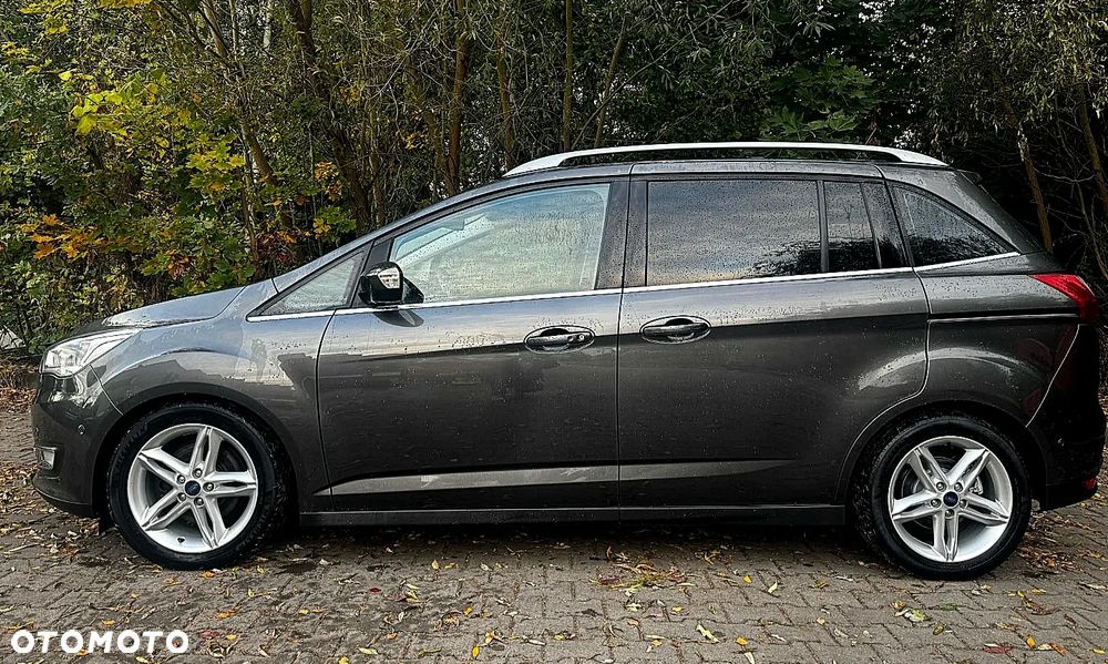 Ford Grand C-MAX - 1