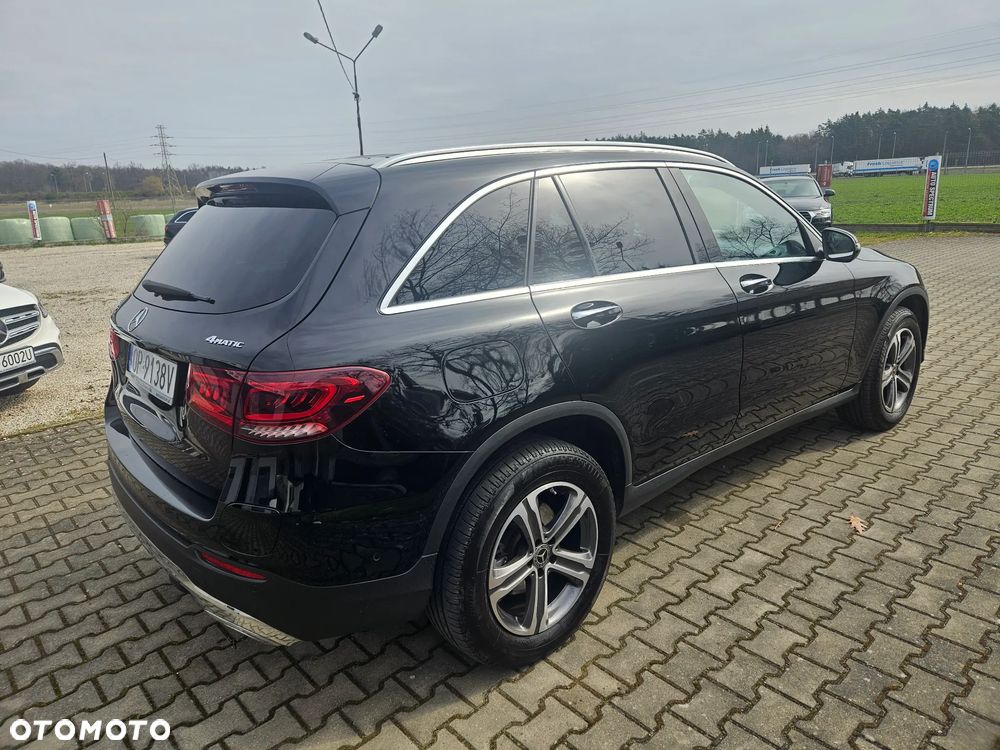 Mercedes-Benz GLC 300 e 4-Matic - 6