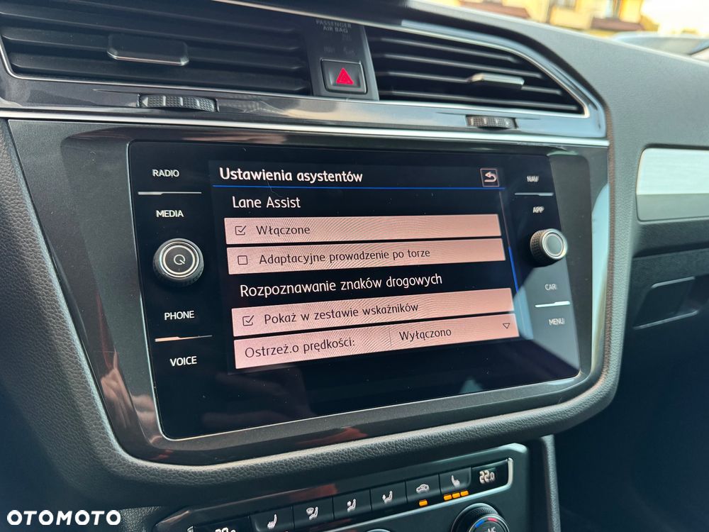 Volkswagen Tiguan 2.0 TDI Perfectline R-Style - 34