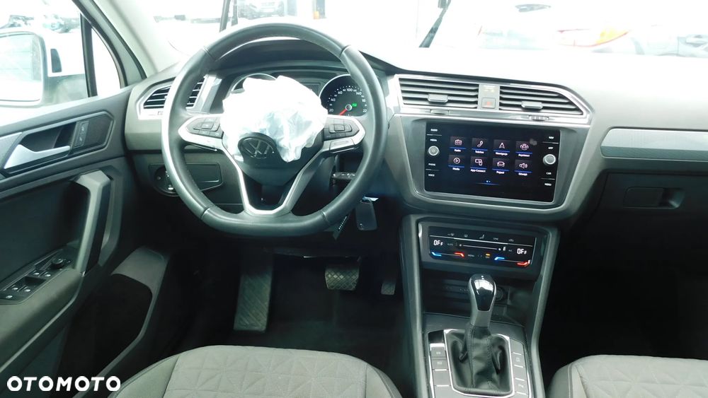 Volkswagen Tiguan 1.5 TSI EVO Elegance DSG - 27