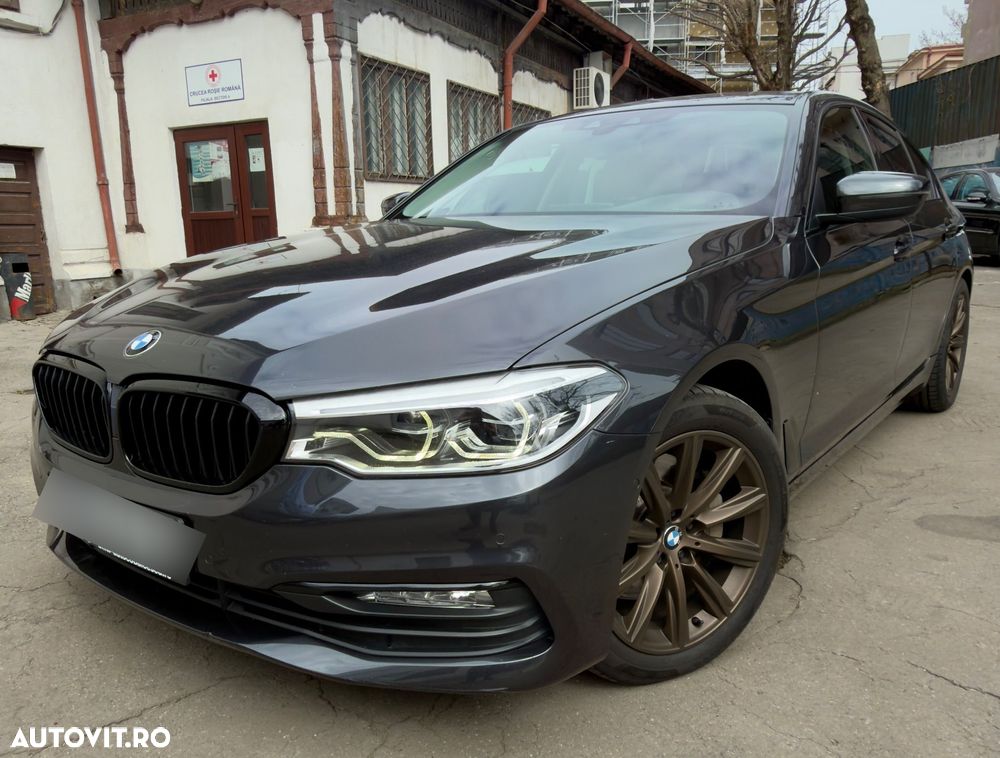 BMW Seria 5 530i xDrive Aut. - 1
