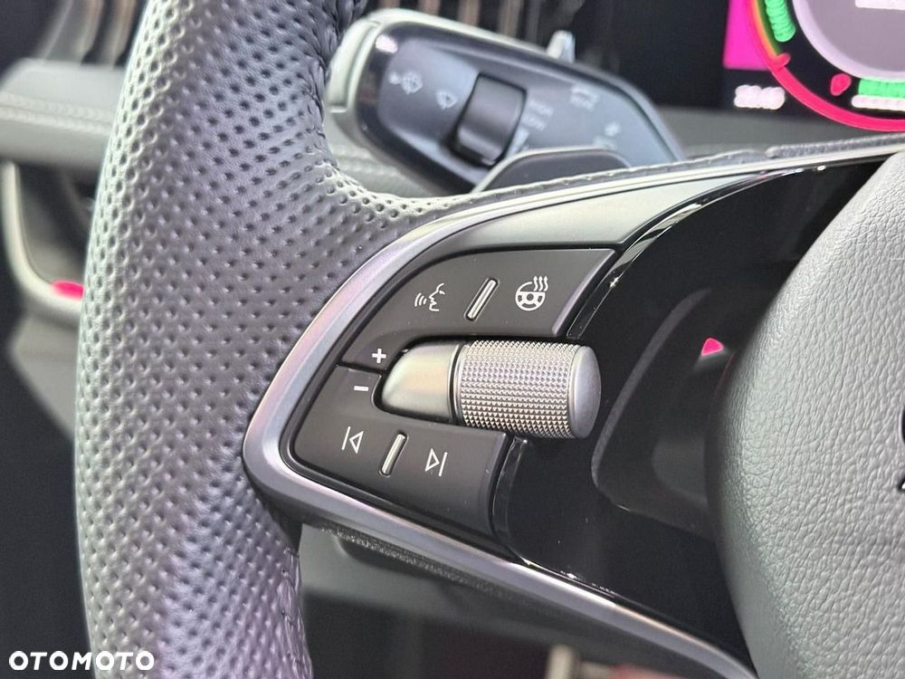 Skoda Superb 1.5 TSI iV DSG Sportline - 10