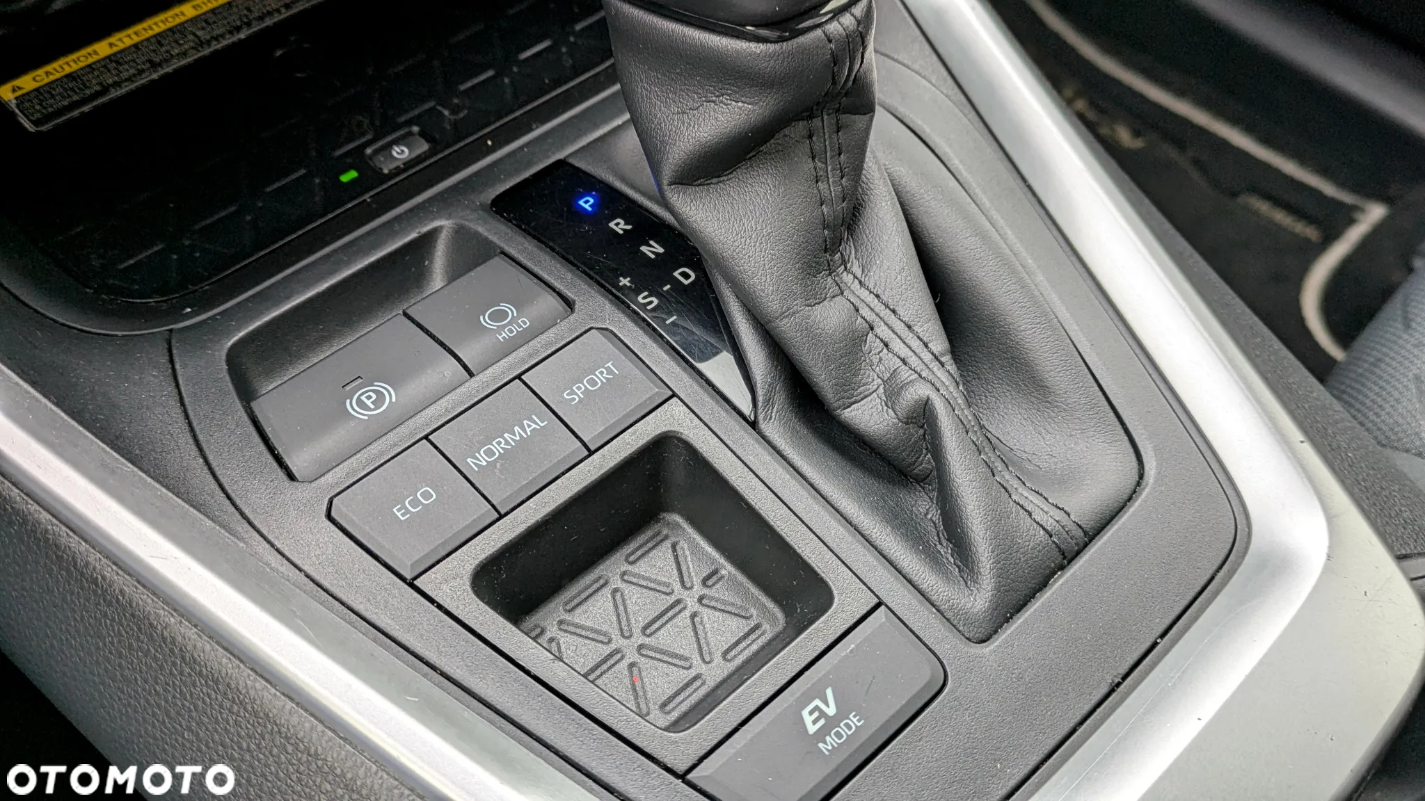 Toyota RAV4 2.5 Hybrid Comfort 4x2 - 13