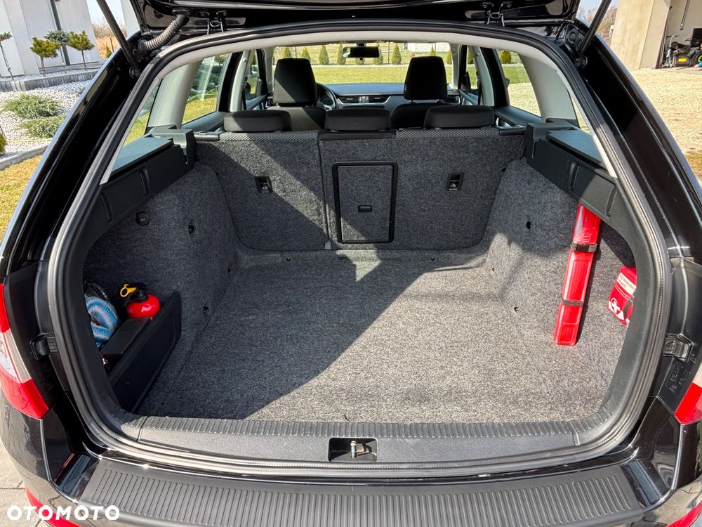 Skoda Octavia 2.0 TDI Edition DSG - 26