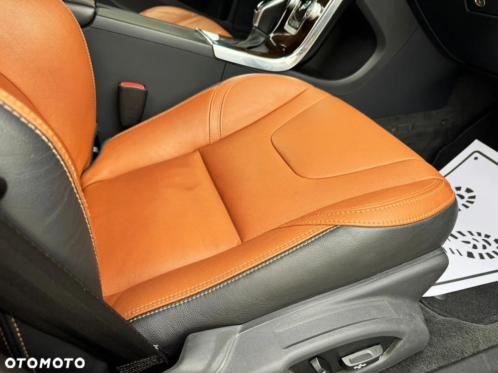 Volvo V60 D4 Geartronic Summum - 8