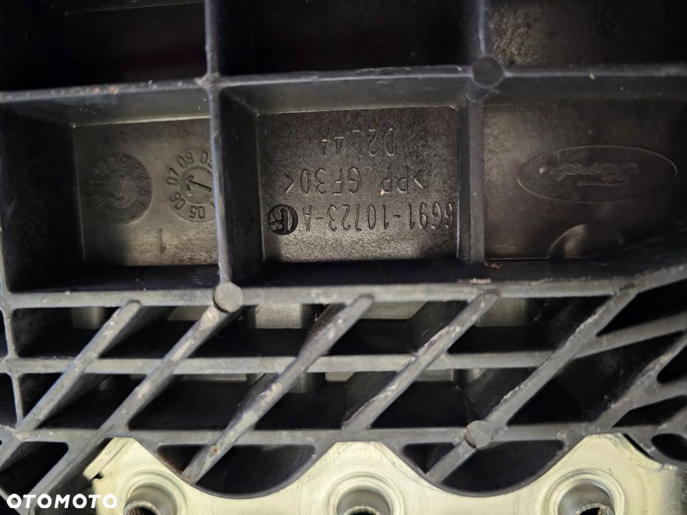 FORD MONDEO MK4 PODSTAWA AKUMULATORA 6G9110723AF - 4