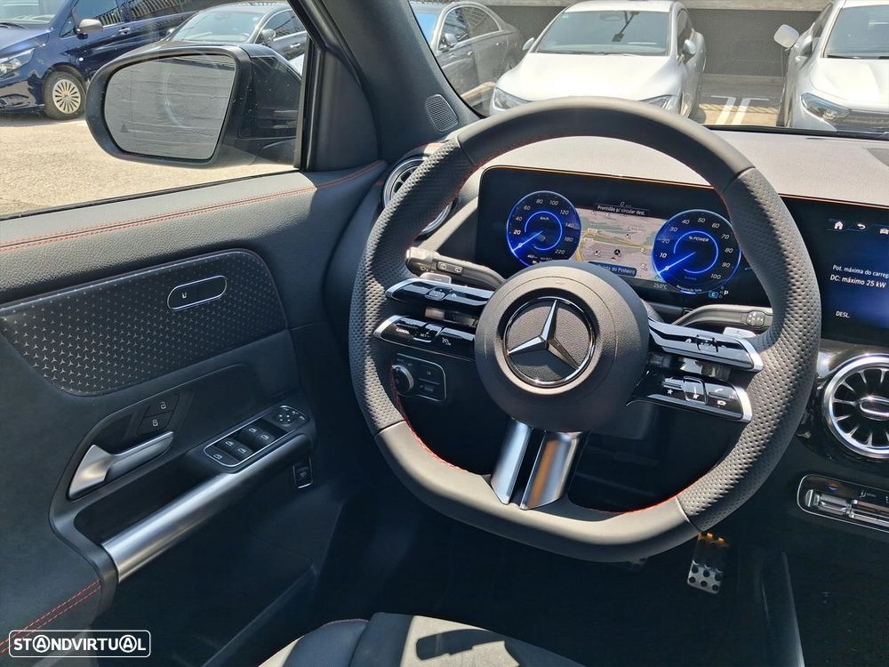 Mercedes-Benz EQA 250+ AMG Line - 16