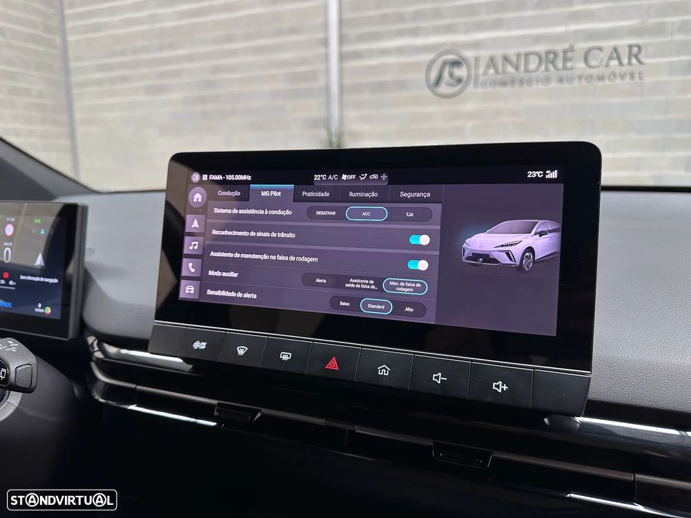 MG MG4 77 kWh Extended Range Luxury - 27