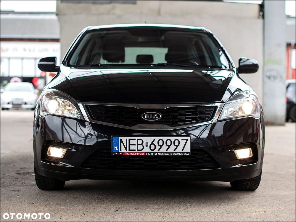Kia Ceed - 3
