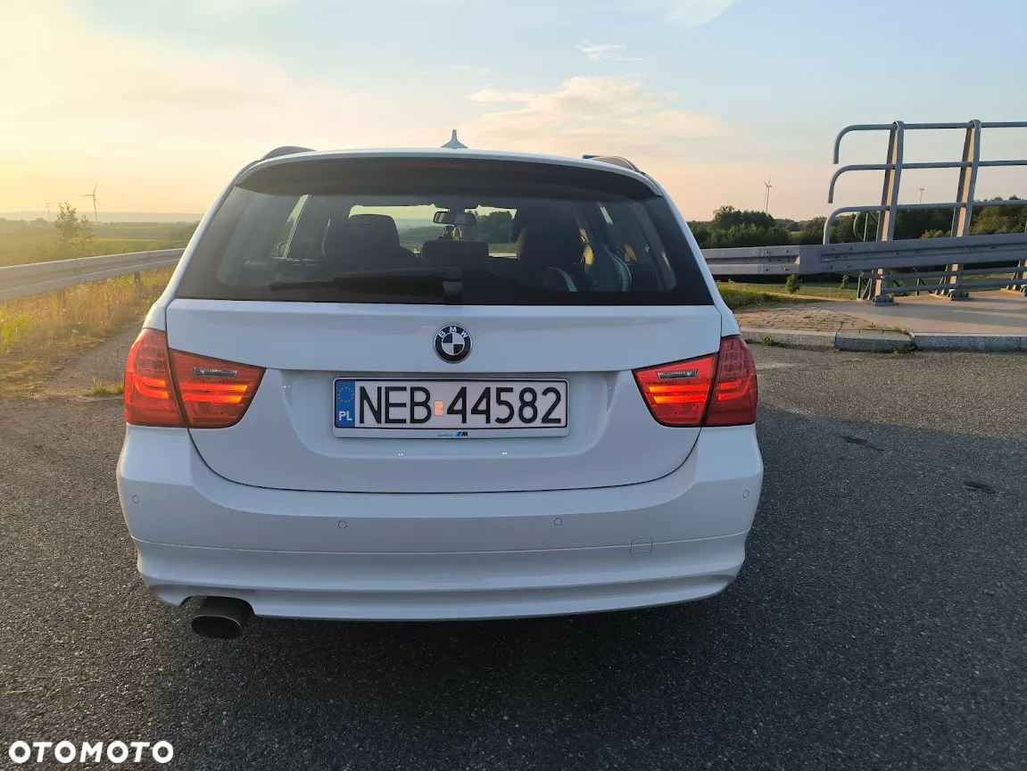 BMW Seria 3 320d xDrive DPF Touring Edition Fleet Sport - 7