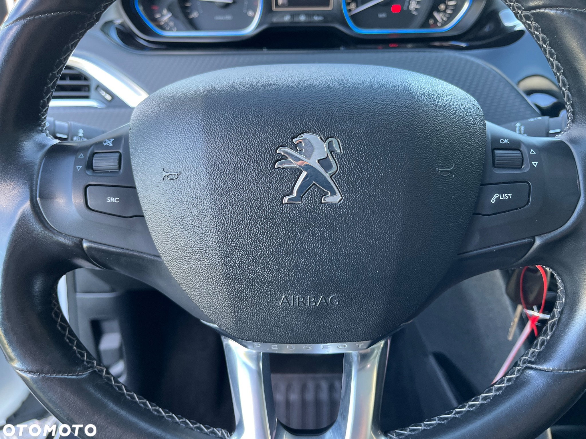 Peugeot 2008 - 17