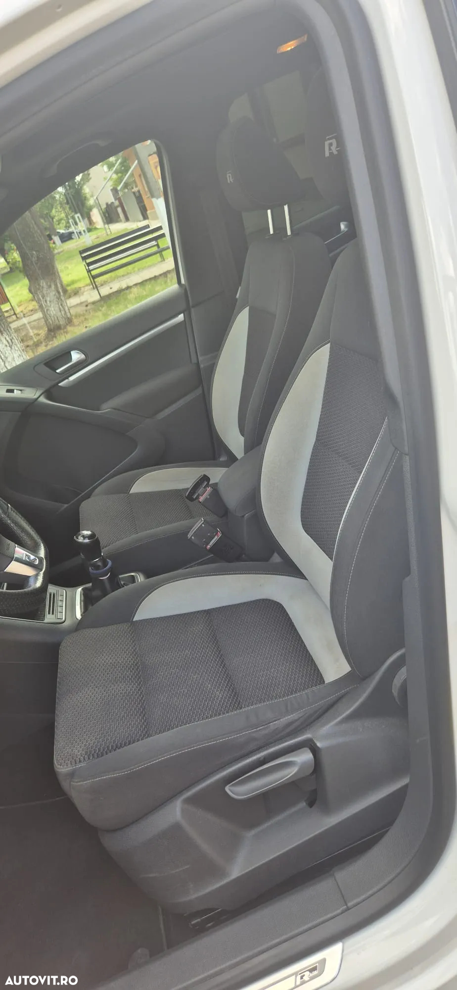 Volkswagen Tiguan - 5