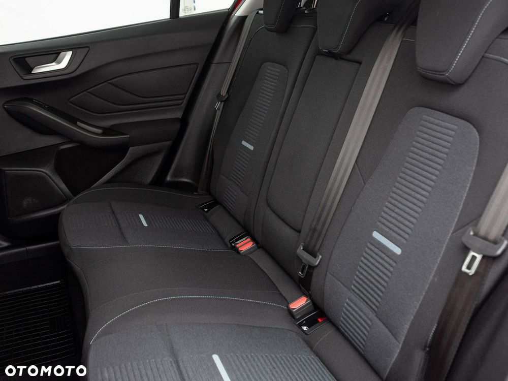 Ford Focus - 26