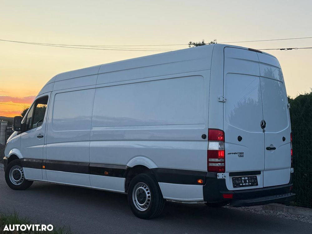 Mercedes-Benz Sprinter - 6