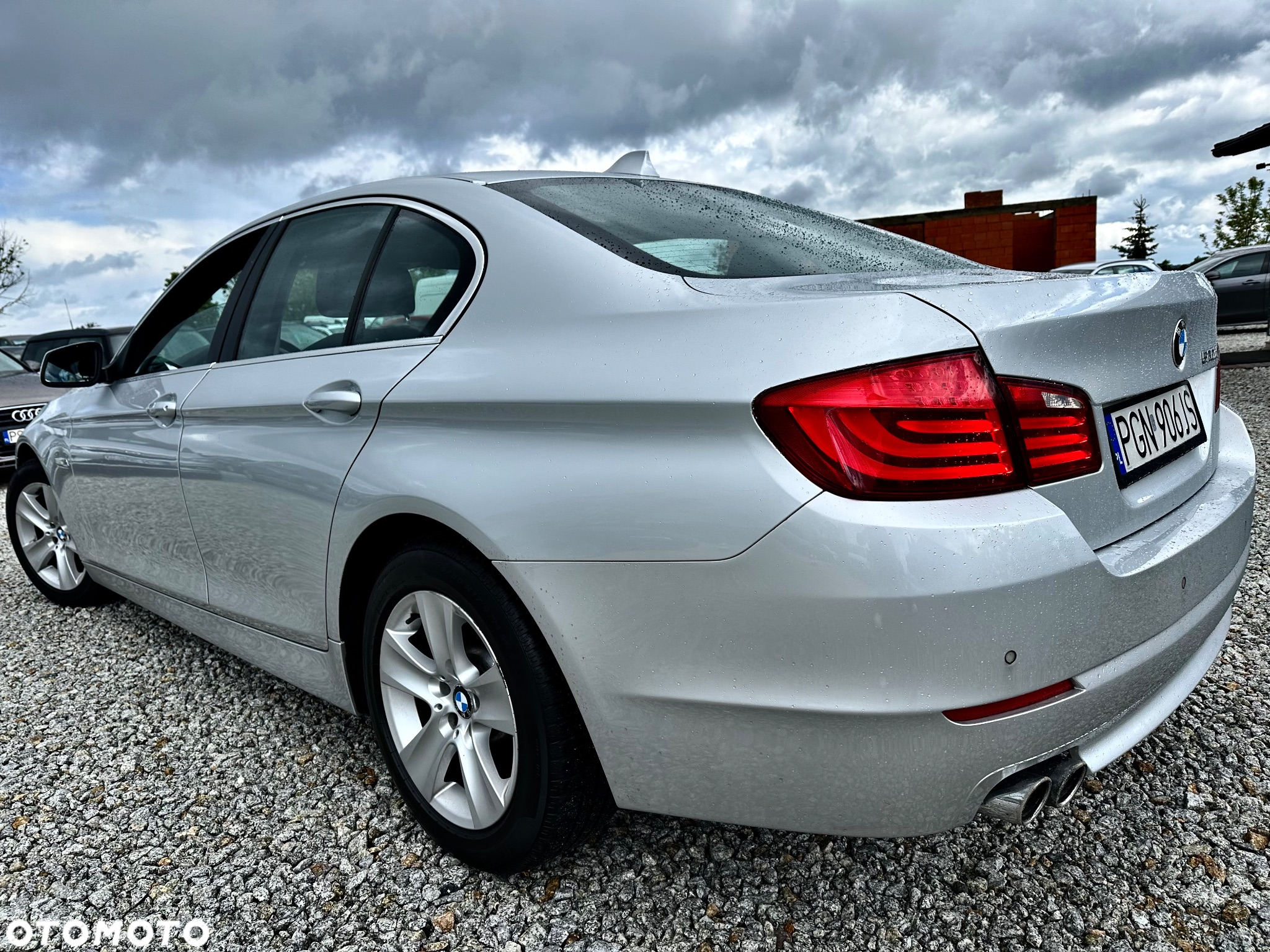 BMW Seria 5 520d - 24