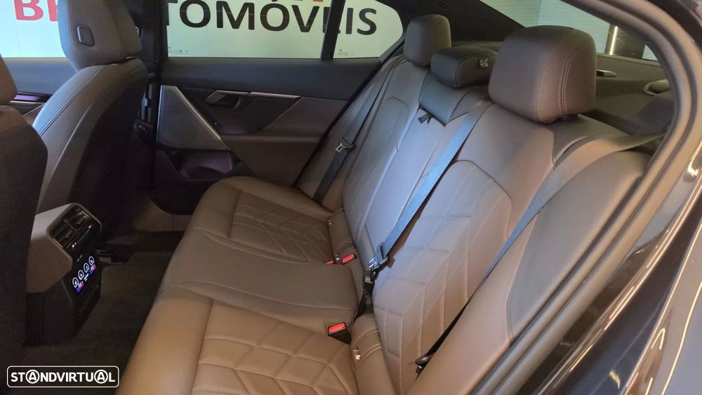 BMW i5 eDrive40 Pack Desportivo M Pro - 49