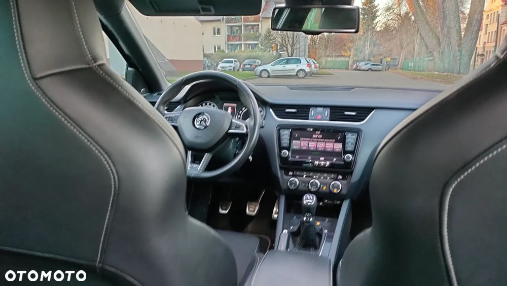 Skoda Octavia 2.0 TDI (Green tec) RS - 10