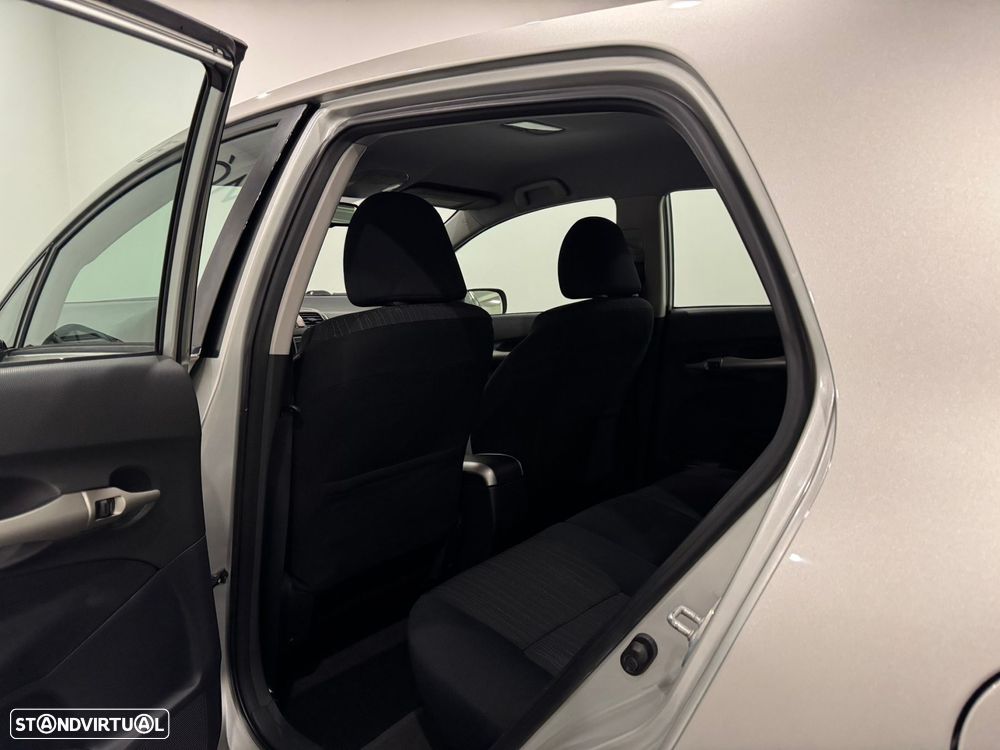 Toyota Auris 1.4 D-4D Sol - 26