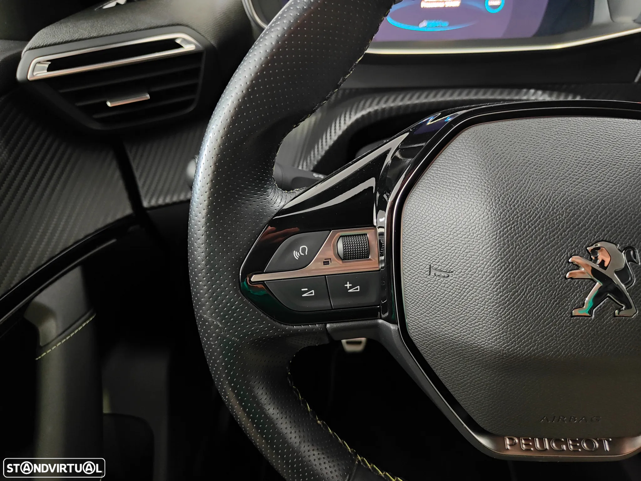 Peugeot 2008 1.2 PureTech GT Line - 49