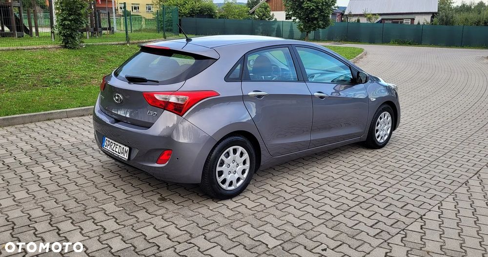 Hyundai i30 1.4 Classic - 4