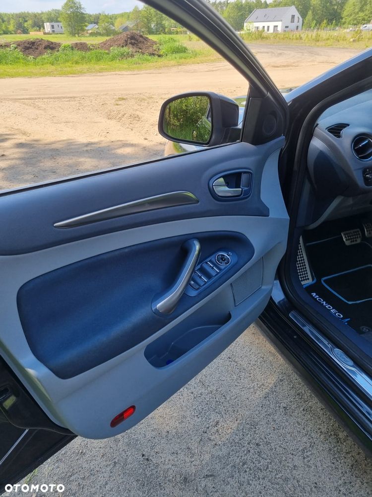 Ford Mondeo 2.0 TDCi Titanium X - 13