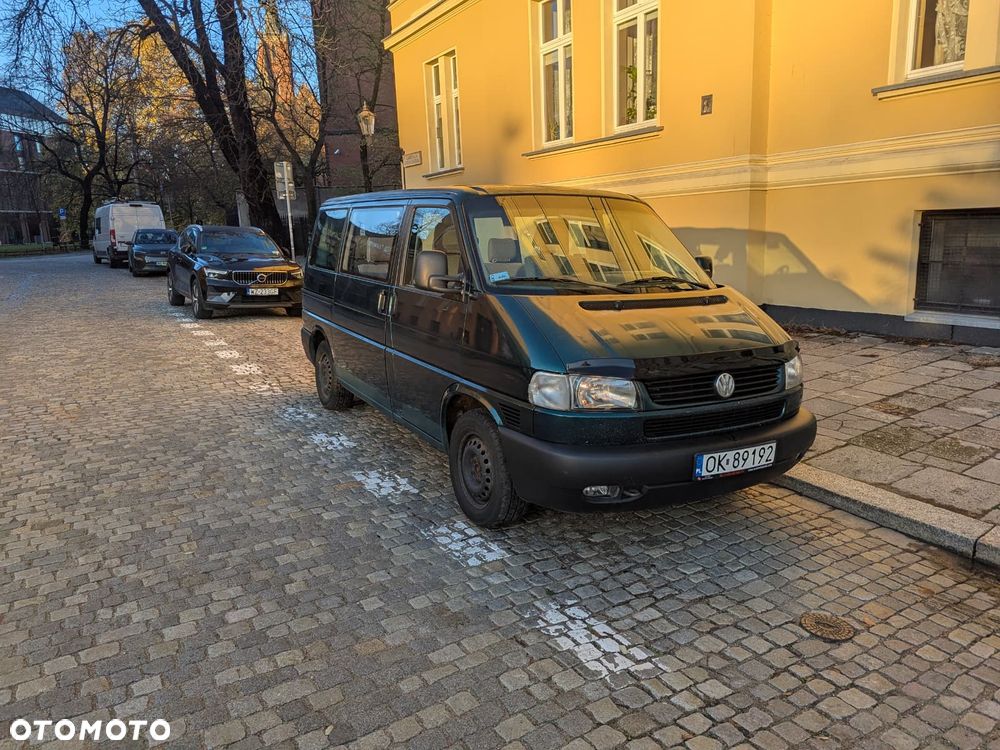 Volkswagen Caravelle - 3