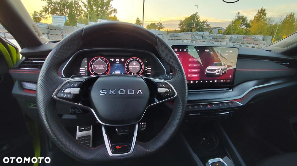 Skoda Octavia 2.0 TSI RS DSG - 23