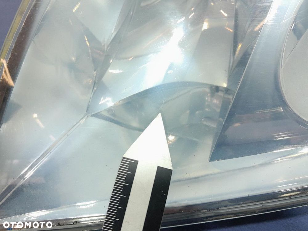 SKODA OCTAVIA II REFLEKTOR LEWY LAMPA PRZÓD EU - 5