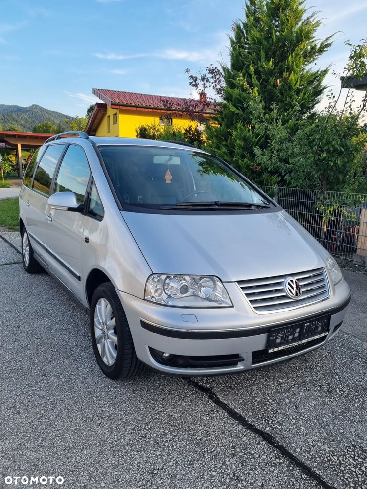 Volkswagen Sharan 1.9 TDI 4Motion Exclusive Edition - 2