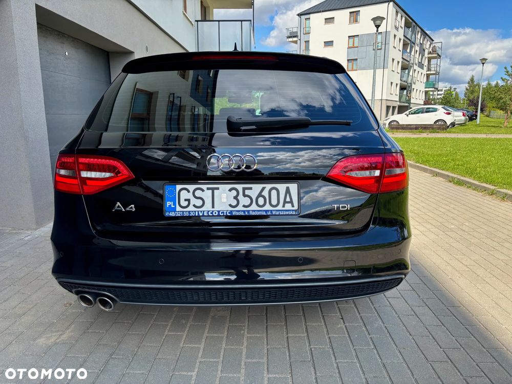 Audi A4 Avant 2.0 TDI DPF clean diesel multitronic S line Sportpaket - 8