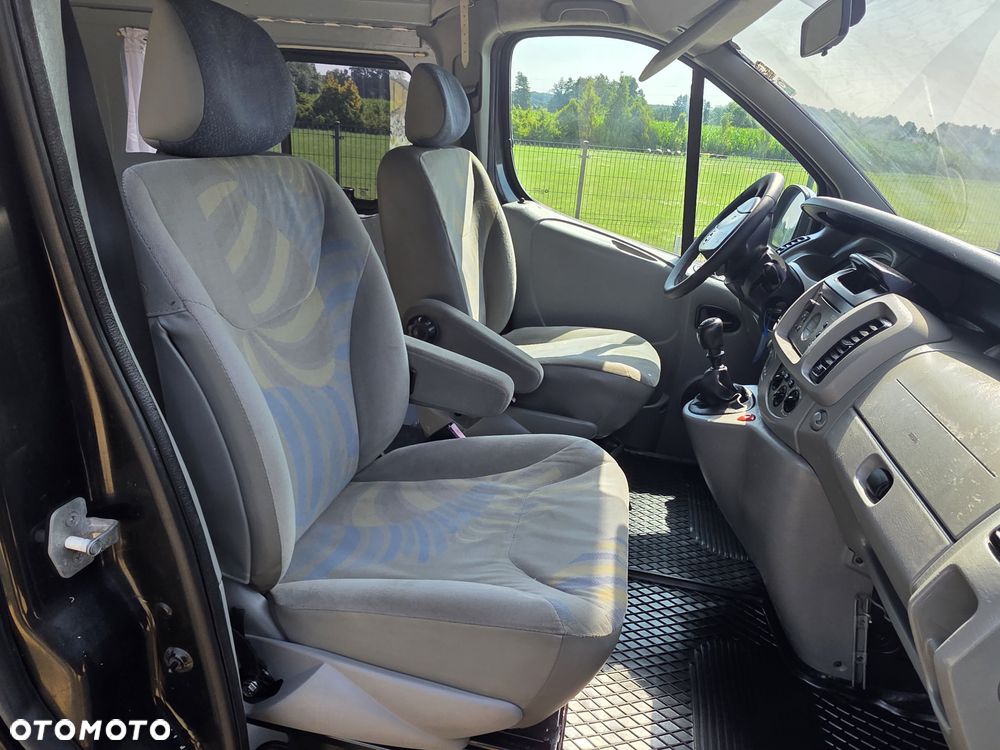 Renault Trafic - 18