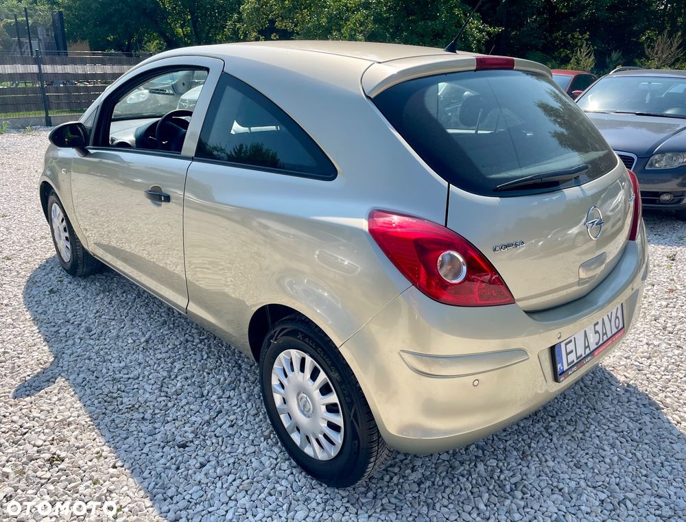 Opel Corsa 1.2 16V Edition - 12
