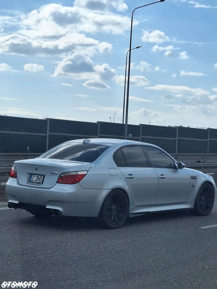 BMW M5 Standard - 1